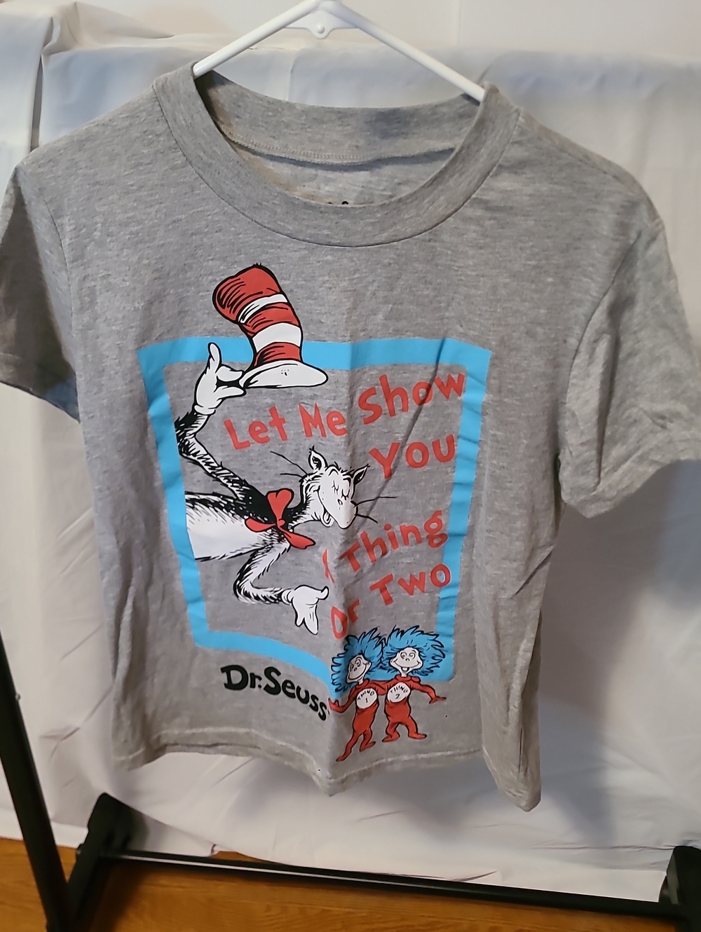 Dr. Seuss Gray Short Sleeve Tee with Blue Frame and Red Accents